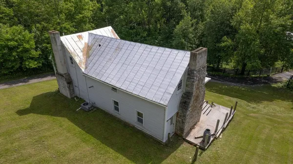 $179,900 | 13573 Cooley Spring Lane, Broadway, VA 22815