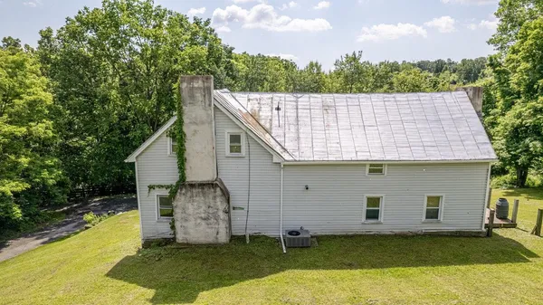 $179,900 | 13573 Cooley Spring Lane, Broadway, VA 22815