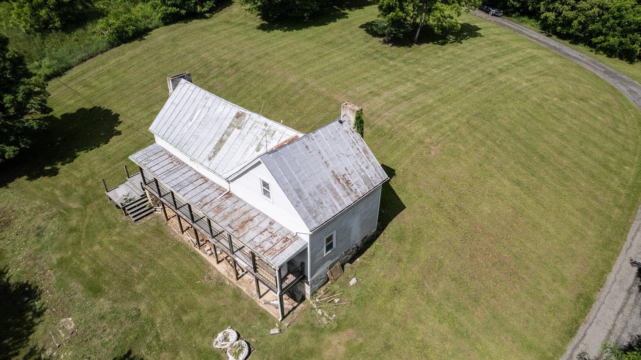 13573 Cooley Spring Lane Broadway, VA 22815 - Photo 61 of 63 a view of an ocean from a balcony