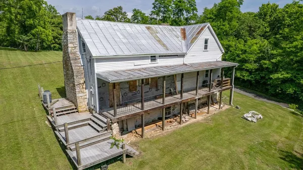 $179,900 | 13573 Cooley Spring Lane, Broadway, VA 22815