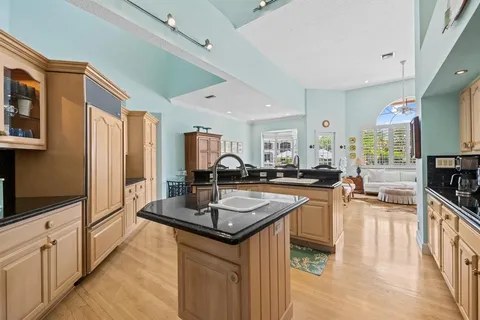 $4,475,000 | 2342 Northeast 26th Street, Lighthouse Point, FL 33064