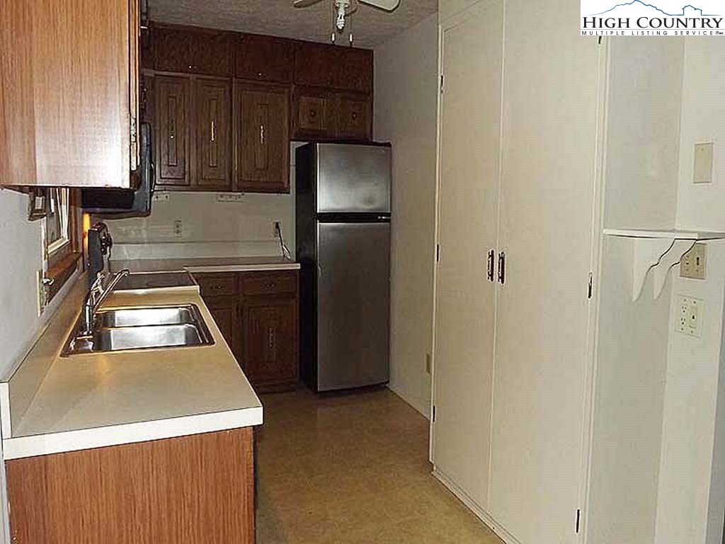 5472 Bamboo Road Boone, NC 28607 - Photo 14 of 42 Gallery Image 14