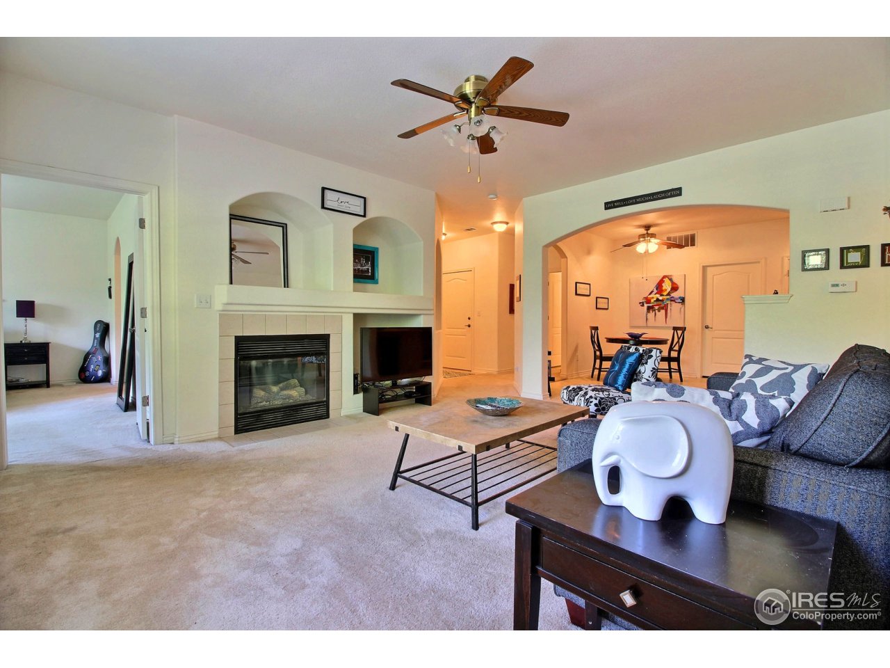 4672 West 20th Road, Unit 2211 Greeley, CO 80634 - Photo 5 of 19 Living Room