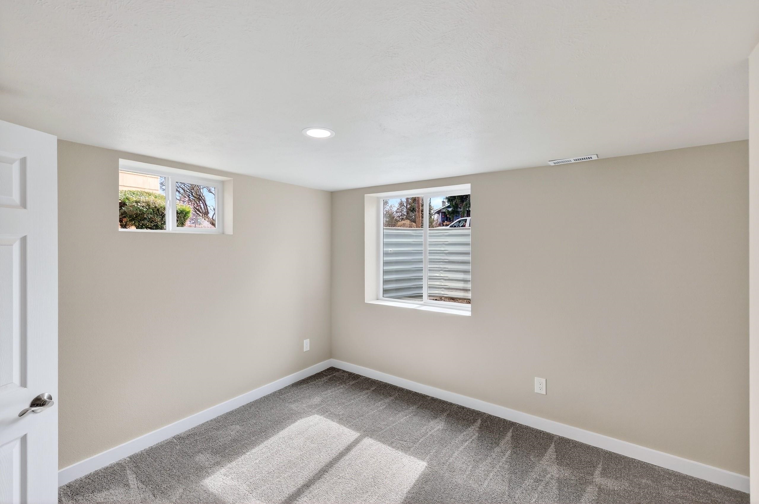 915 East 34th Avenue Spokane, WA 99203 - Photo 14 of 21