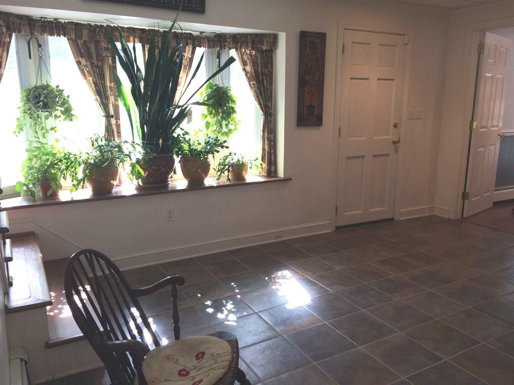305 Murphy's Corner Road Woolwich, ME 04579 - Photo 28 of 34 This is a photo of the entry area to...