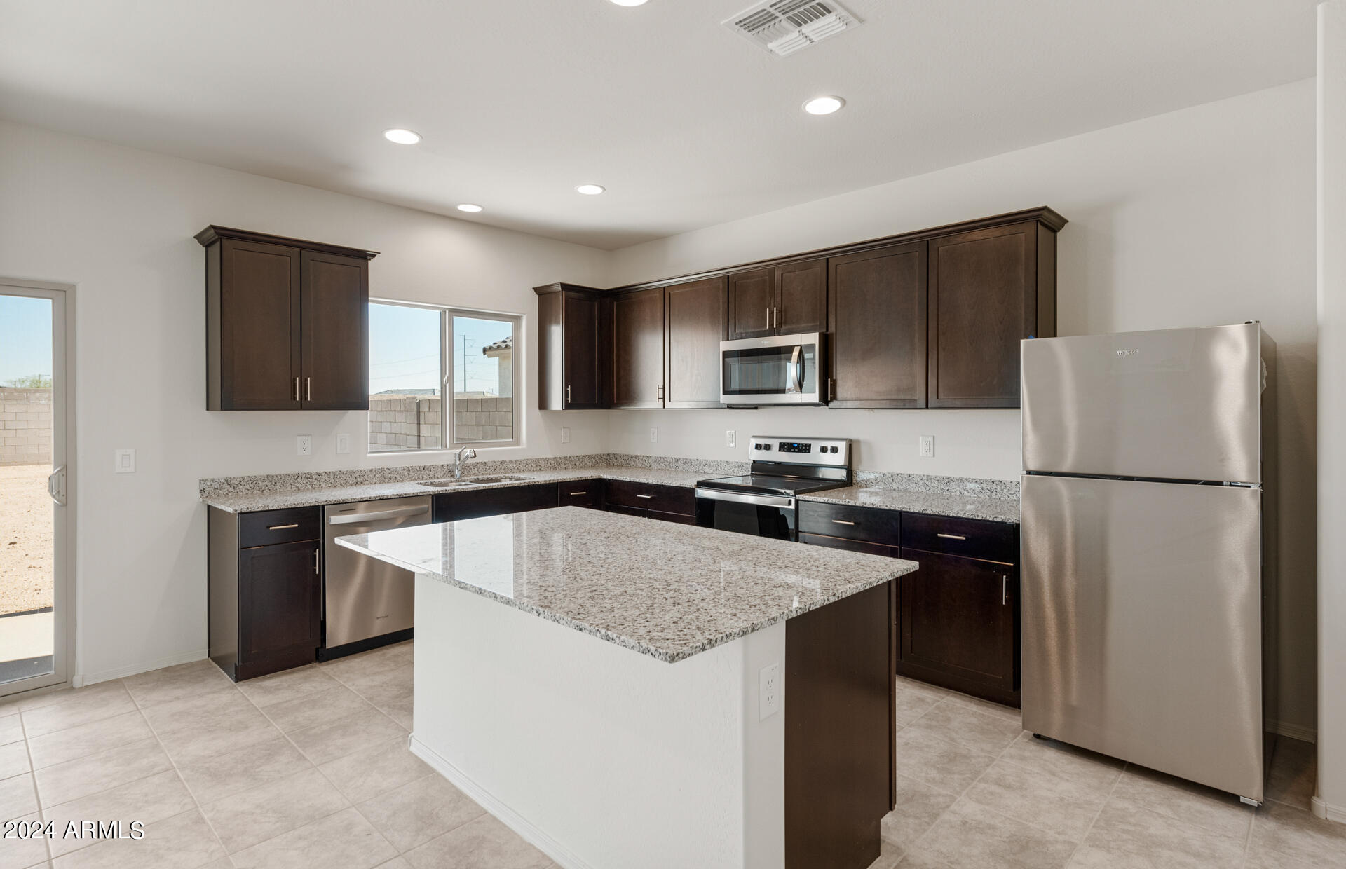25155 West Romley Road Buckeye, AZ 85326 - Photo 3 of 21 2 - Kitchen