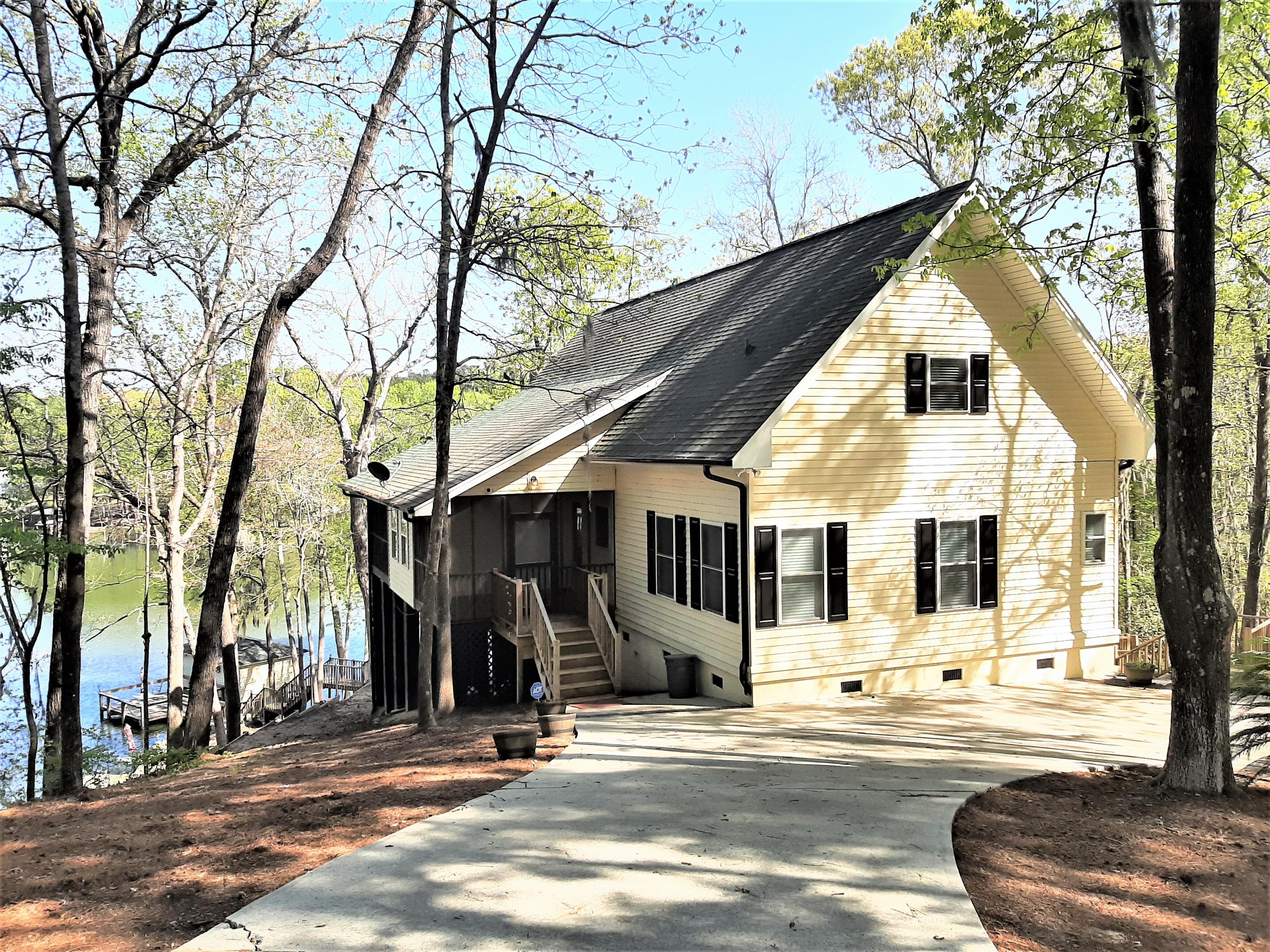 334 Overton Road Santee, SC 29142 - Photo 1 of 19 Main view