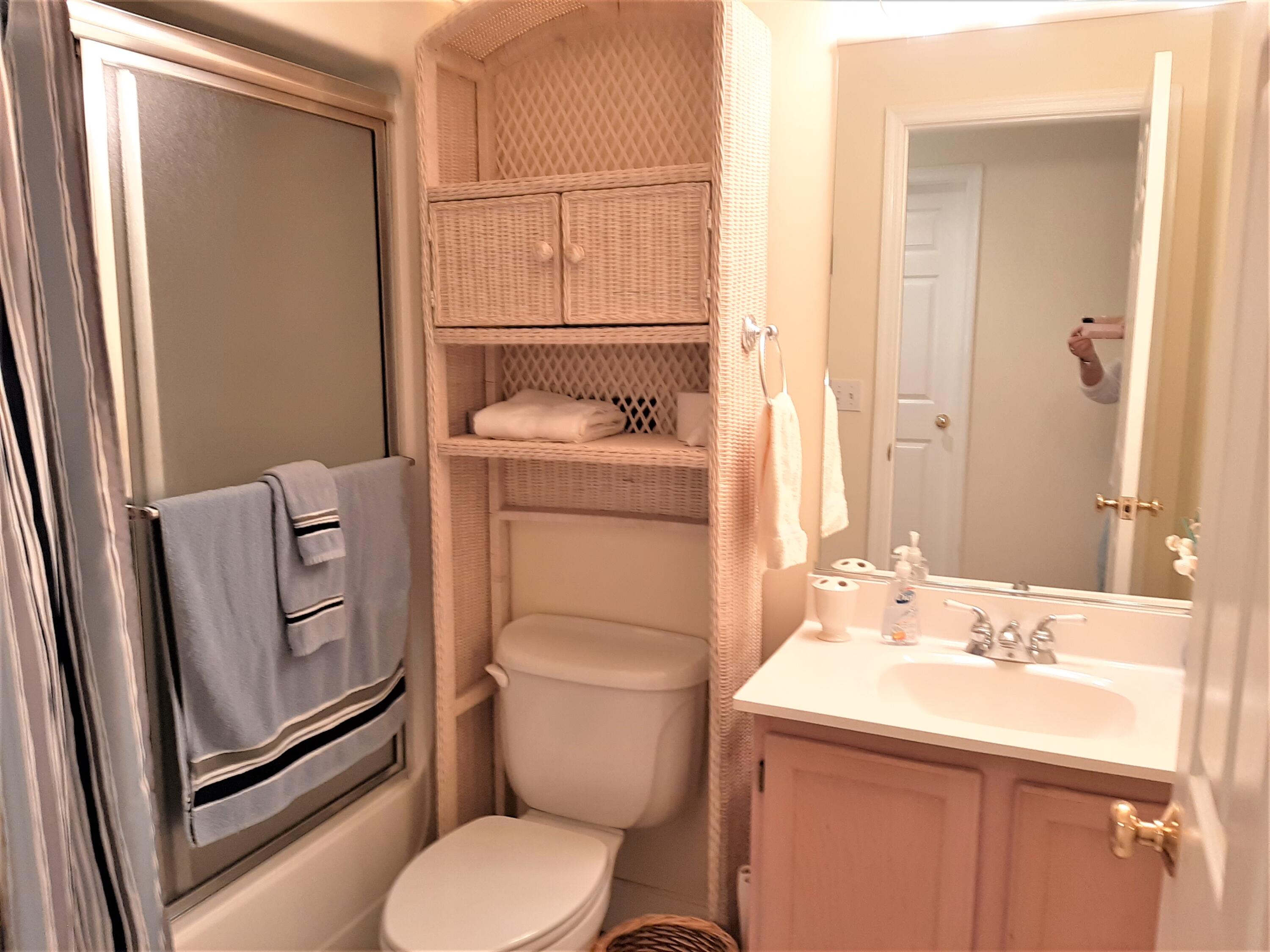 334 Overton Road Santee, SC 29142 - Photo 15 of 19 Upstairs Bath
