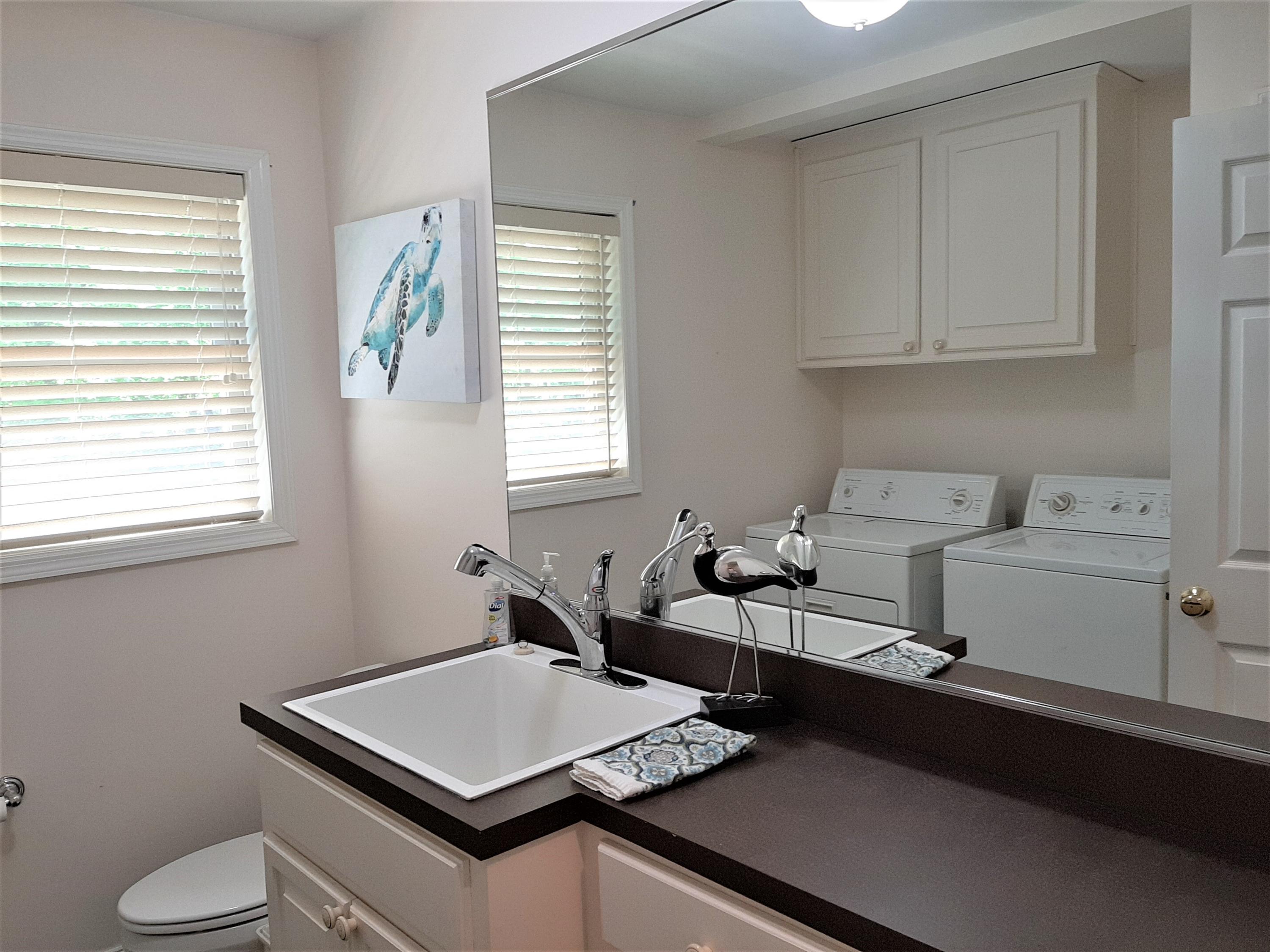 334 Overton Road Santee, SC 29142 - Photo 17 of 19 GuestBath