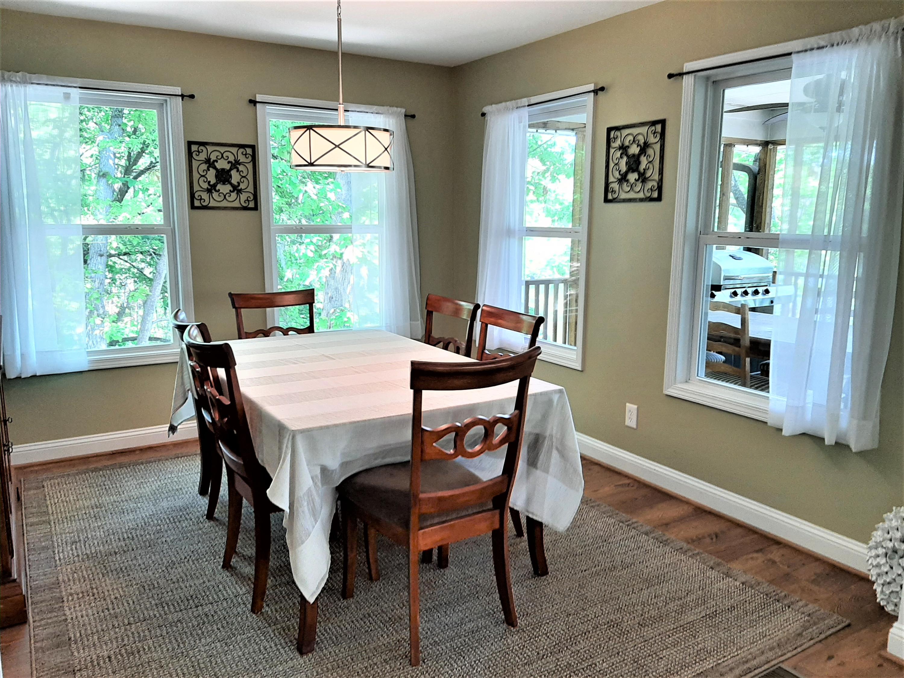 334 Overton Road Santee, SC 29142 - Photo 8 of 19 Dining Room