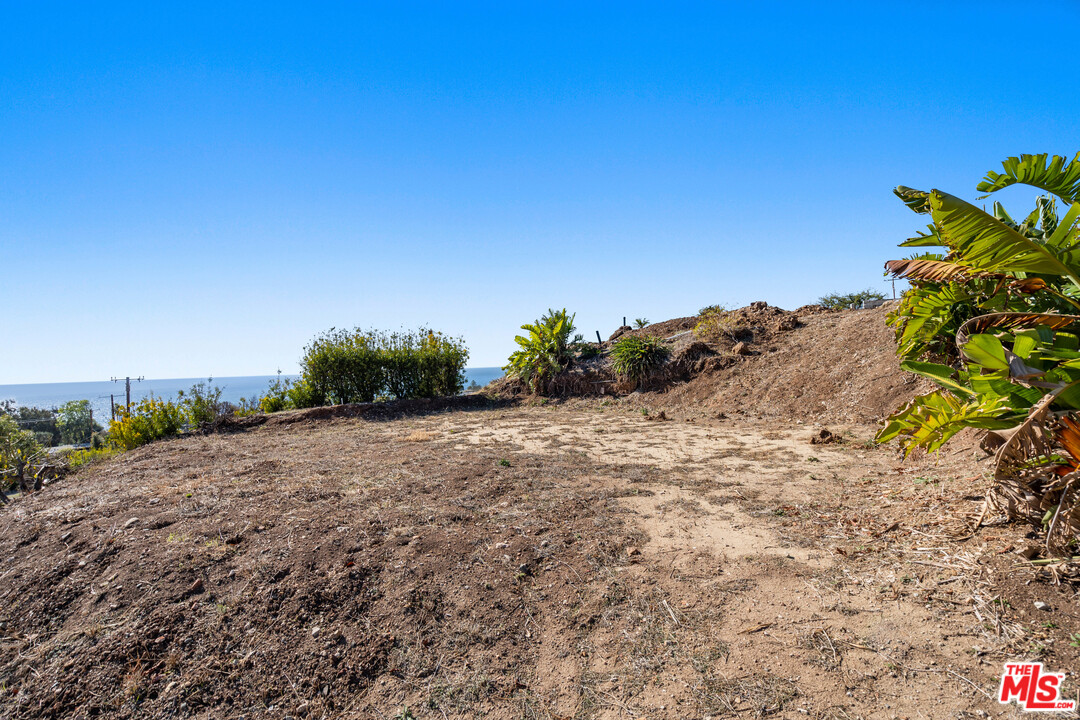 30000 Cuthbert Road Malibu, CA 90265 - Photo 14 of 24 Gallery Image 14