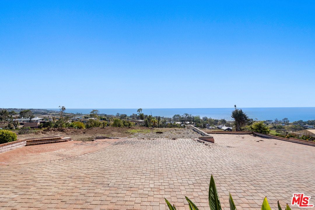 30000 Cuthbert Road Malibu, CA 90265 - Photo 8 of 24 Gallery Image 8