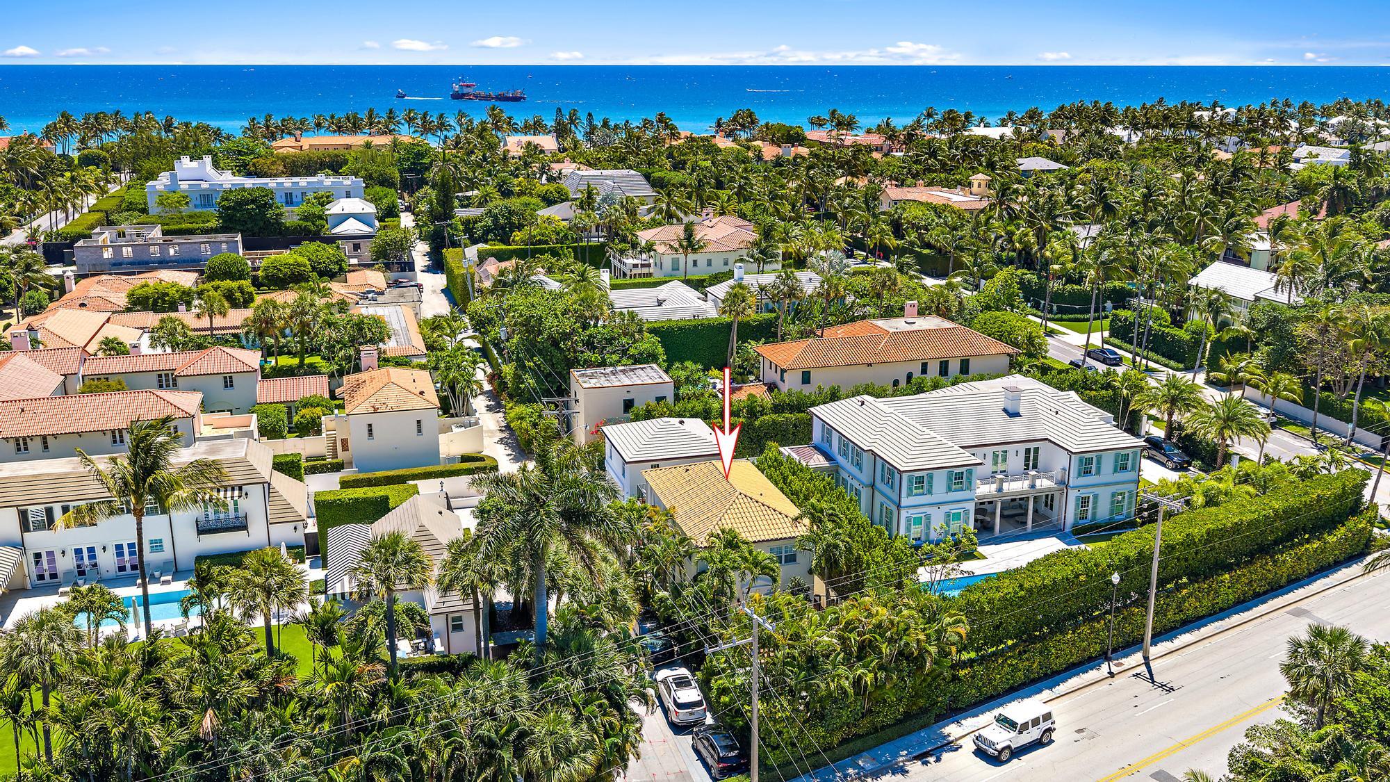 151 South County Road, Unit 1 Palm Beach, FL 33480 - Photo 15 of 18 a view of a houses with yard