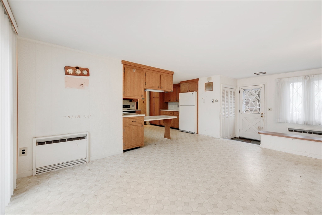 48 Murphy Road Hyannis, MA 02601 - Photo 10 of 31 a view of a livingroom with a kitchen