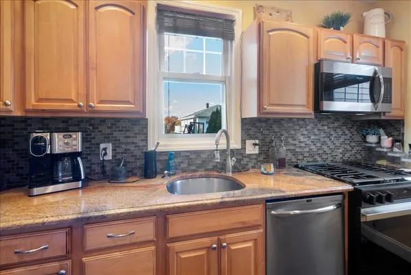 $4,200 | 252 Grace Avenue, Secaucus, NJ 07094