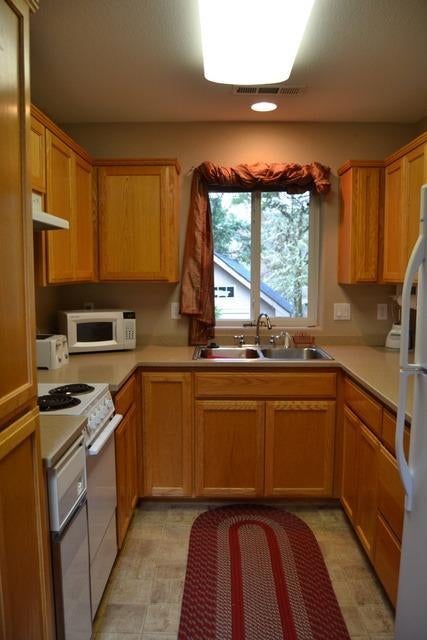 615 Abegg Road Merlin, OR 97532 - Photo 32 of 35 Additional Photo