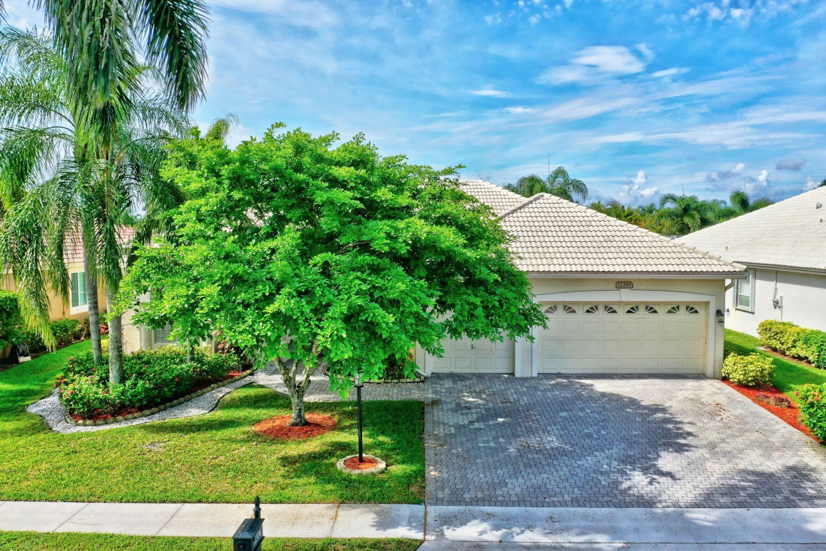 12396 Clearfalls Drive Boca Raton, FL 33428 - Photo 39 of 49 panoramic front