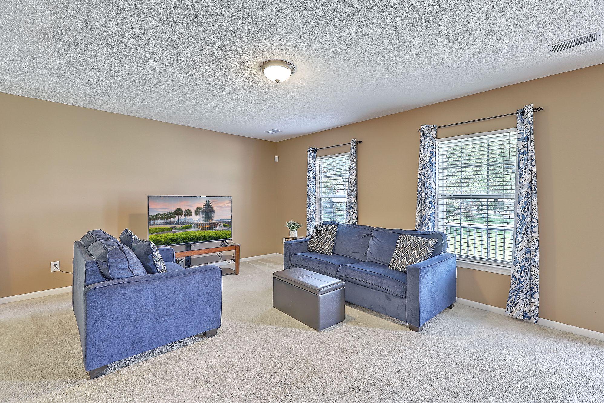 152 2 Pond Loop Ladson, SC 29456 - Photo 6 of 32 6