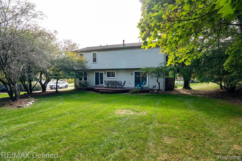 1982 Brookfield Road Rochester Hills, MI 48306 - Photo 40 of 43