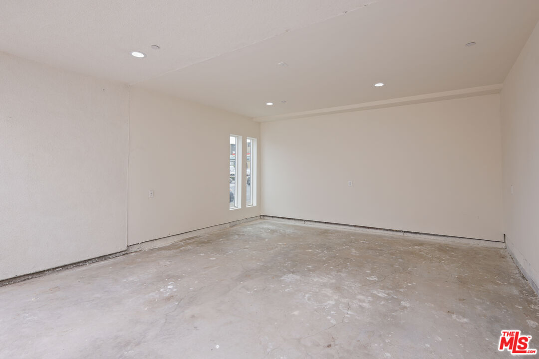 2700 Fletcher Drive, Unit A Los Angeles, CA 90039 - Photo 30 of 33 a view of empty room