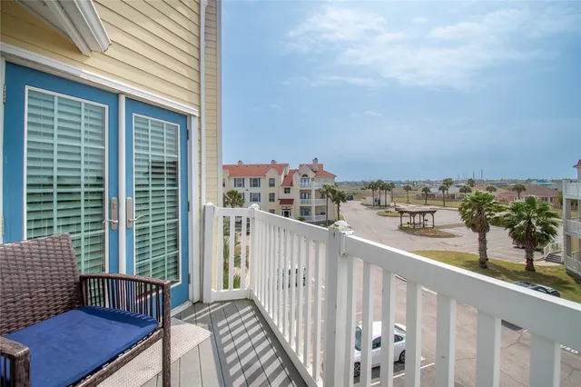 $260,000 | 14721 Whitecap Boulevard, Unit 385, Corpus Christi, TX 78418