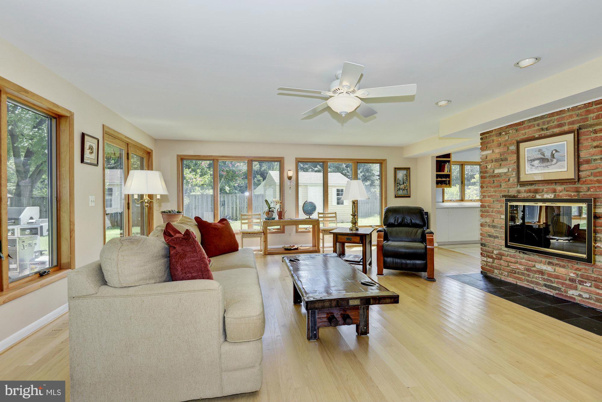 2004 Elmwood Road Annapolis, MD 21409 - Photo 13 of 30 Family Room