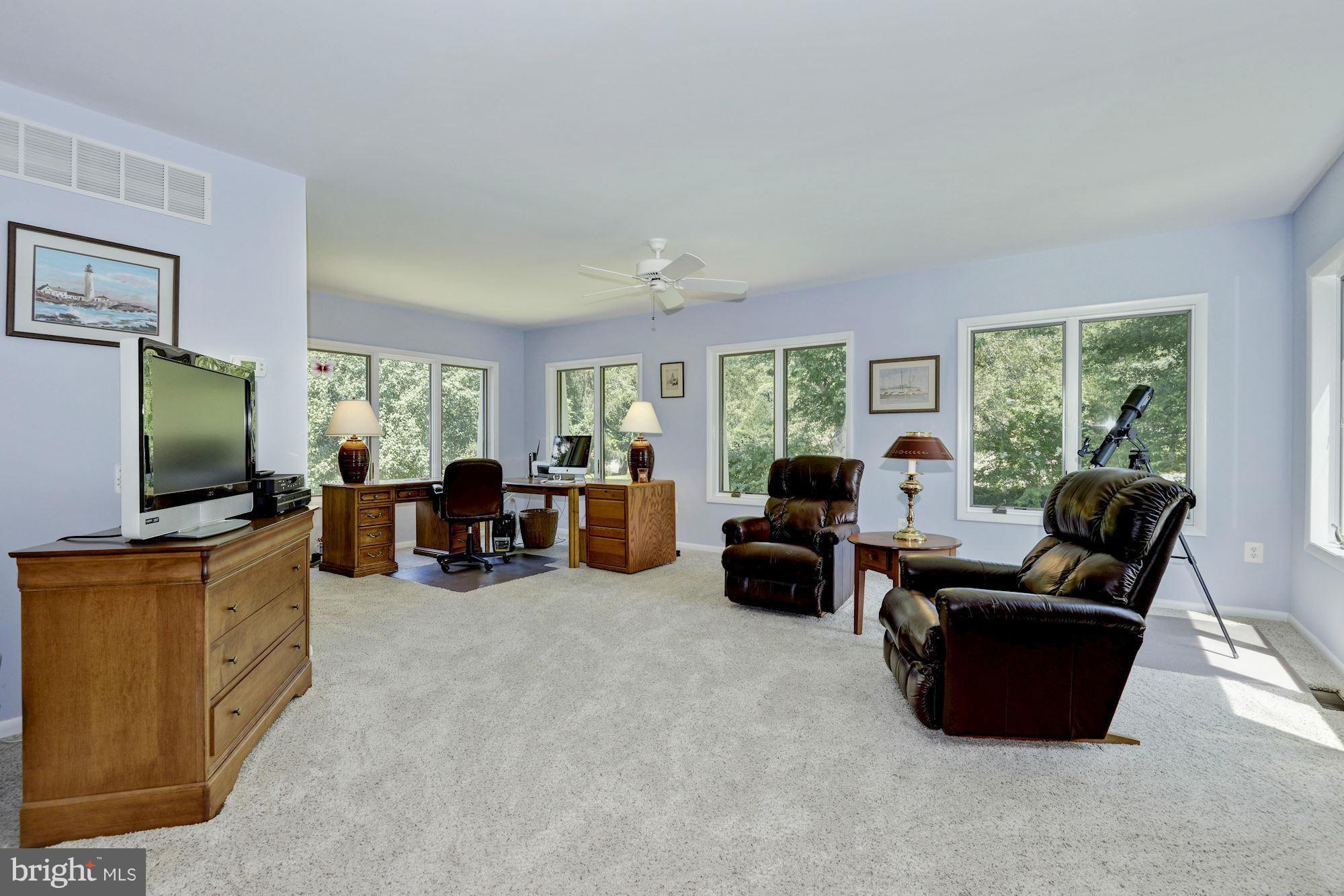 2004 Elmwood Road Annapolis, MD 21409 - Photo 17 of 30 Master Sitting Room