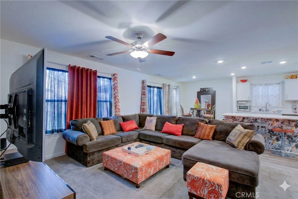 295 Bryce Cyn Court Merced, CA 95341 - Photo 7 of 21