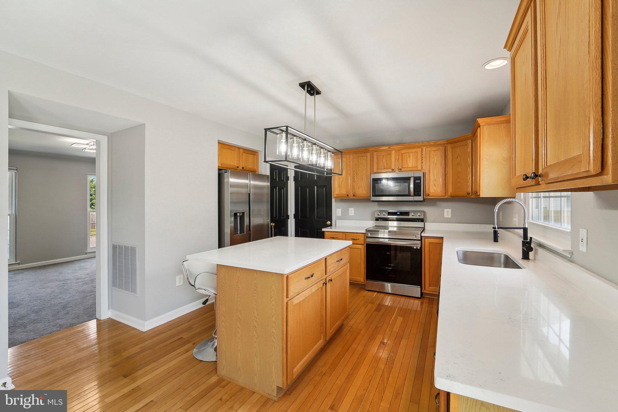 6821 Morrow Way Frederick, MD 21703 - Photo 12 of 51