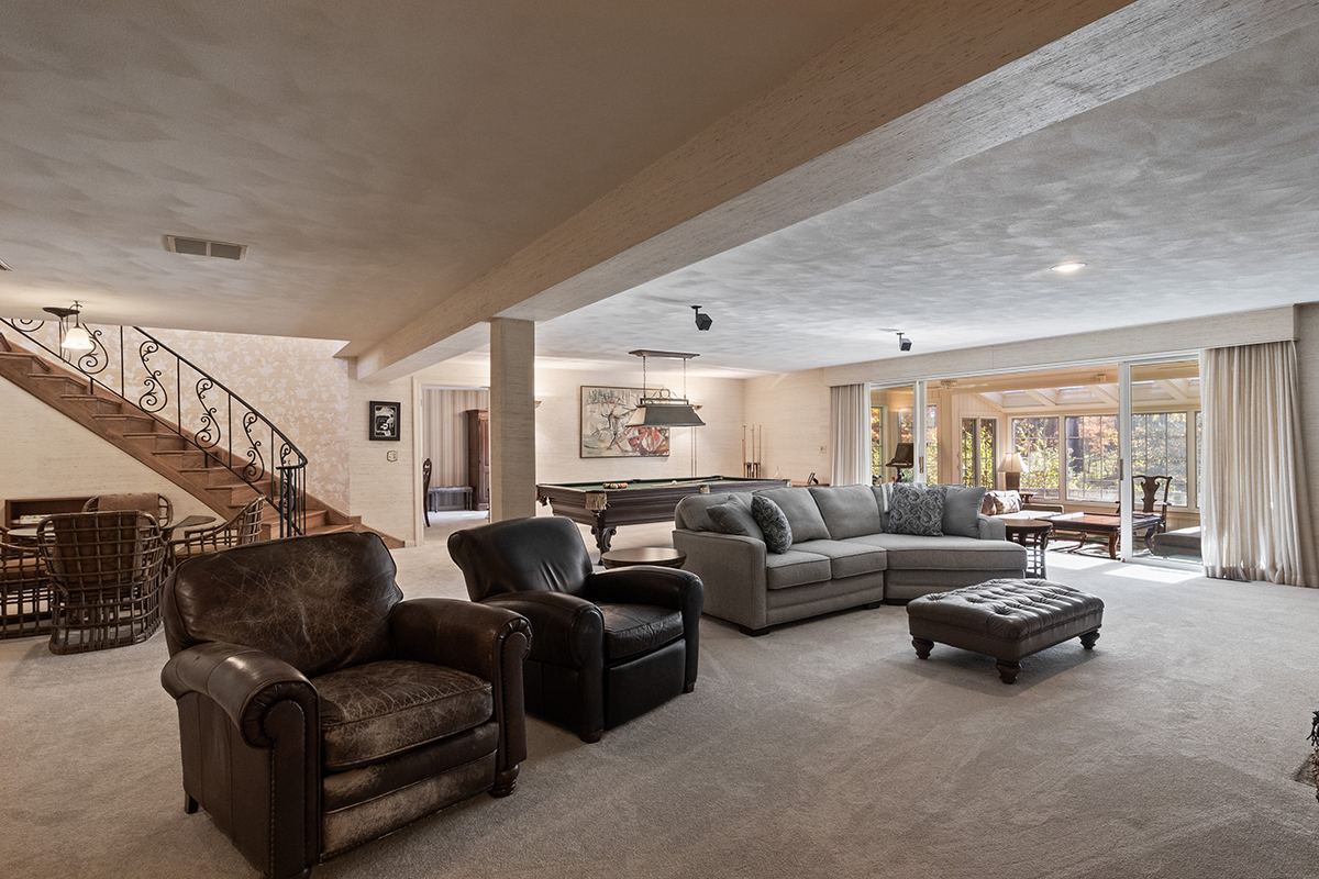 1931 Camphill Circle Inverness, IL 60067 - Photo 27 of 55 a living room with furniture and a large window