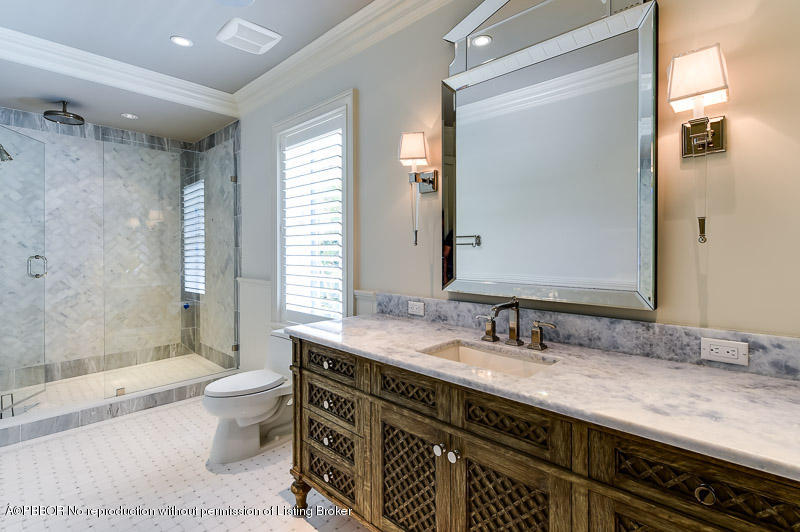264 Country Club Road Palm Beach, FL 33480 - Photo 9 of 10 264 Country Club - MLS-10