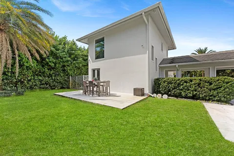 $6,000,000 | 17552 Fieldbrook Circle East, Boca Raton, FL 33496