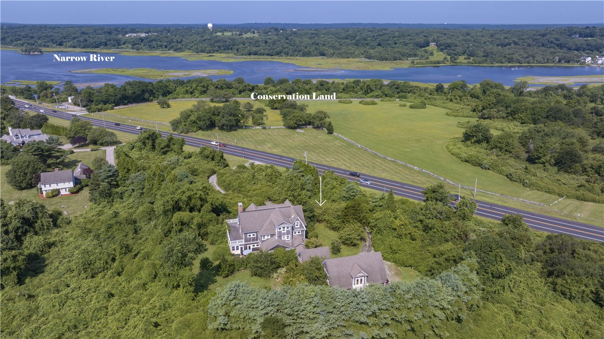 365 Boston Neck Road Narragansett, RI 02882 - Photo 2 of 50