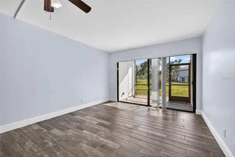 $330,000 | 6210 Sun Boulevard, Unit 112, St. Petersburg, FL 33715