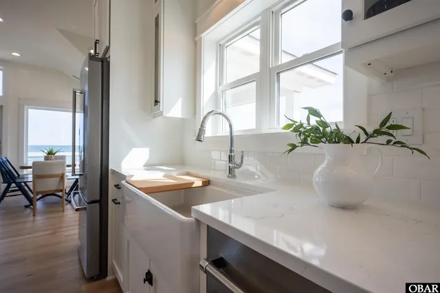 $1,695,000 | 1937 Sandfiddler Road, Corolla, NC 27927