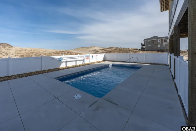 $1,695,000 | 1937 Sandfiddler Road, Corolla, NC 27927