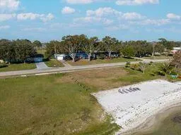 $589,900 | 4480 Southwest Lakeview Drive, Sebring, FL 33870