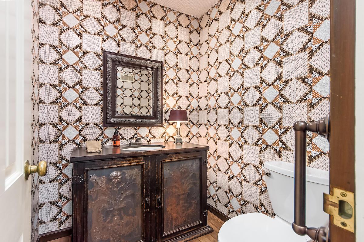 2265 Abington Road Columbus, OH 43221 - Photo 21 of 37