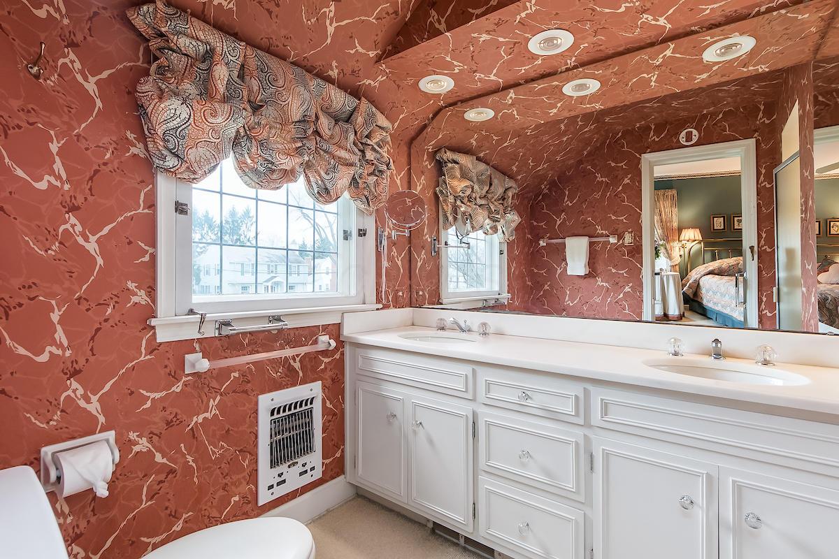 2265 Abington Road Columbus, OH 43221 - Photo 24 of 37