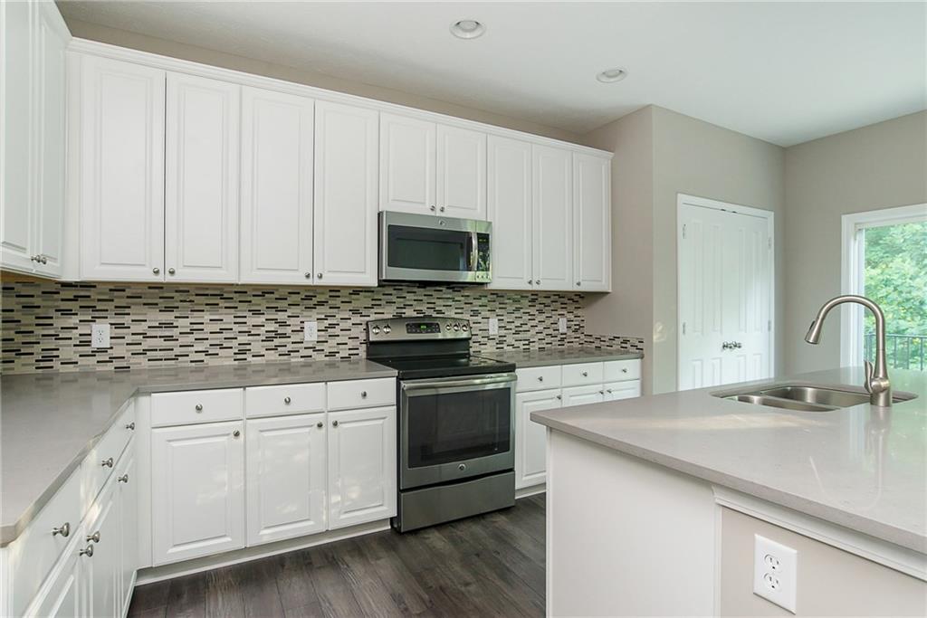 13073 Raritan Drive Fishers, IN 46038 - Photo 11 of 25 Gallery Image 11