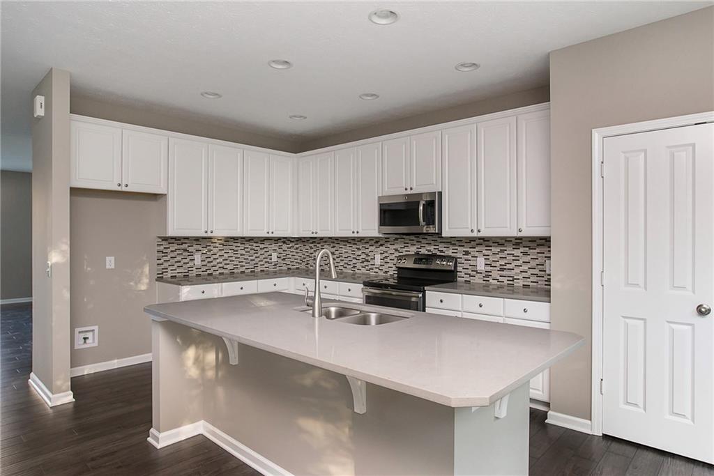 13073 Raritan Drive Fishers, IN 46038 - Photo 9 of 25 Gallery Image 9