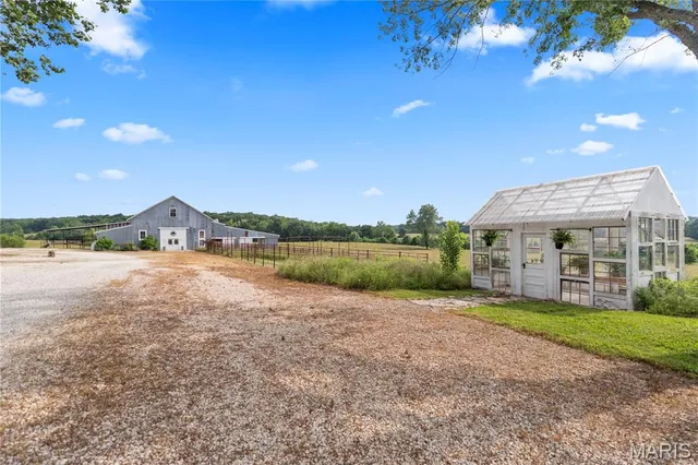 $1,399,000 | 22380 East State Rte P, St. James, MO 65559