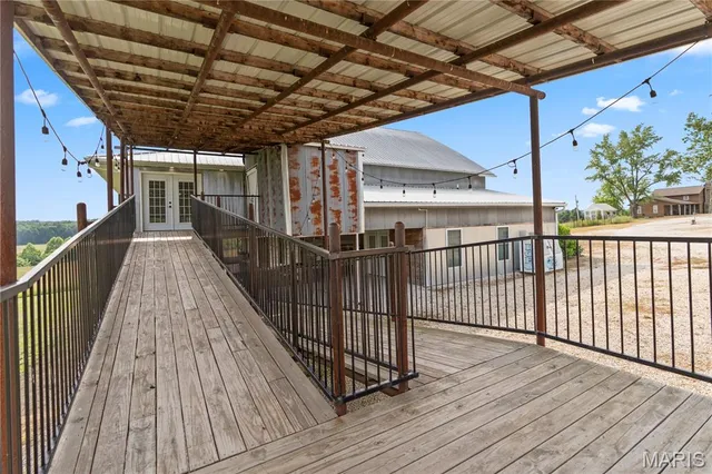 $1,399,000 | 22380 East State Rte P, St. James, MO 65559