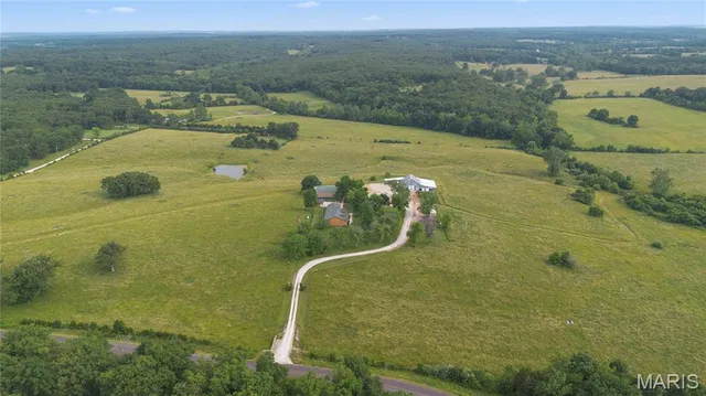 $1,399,000 | 22380 East State Rte P, St. James, MO 65559