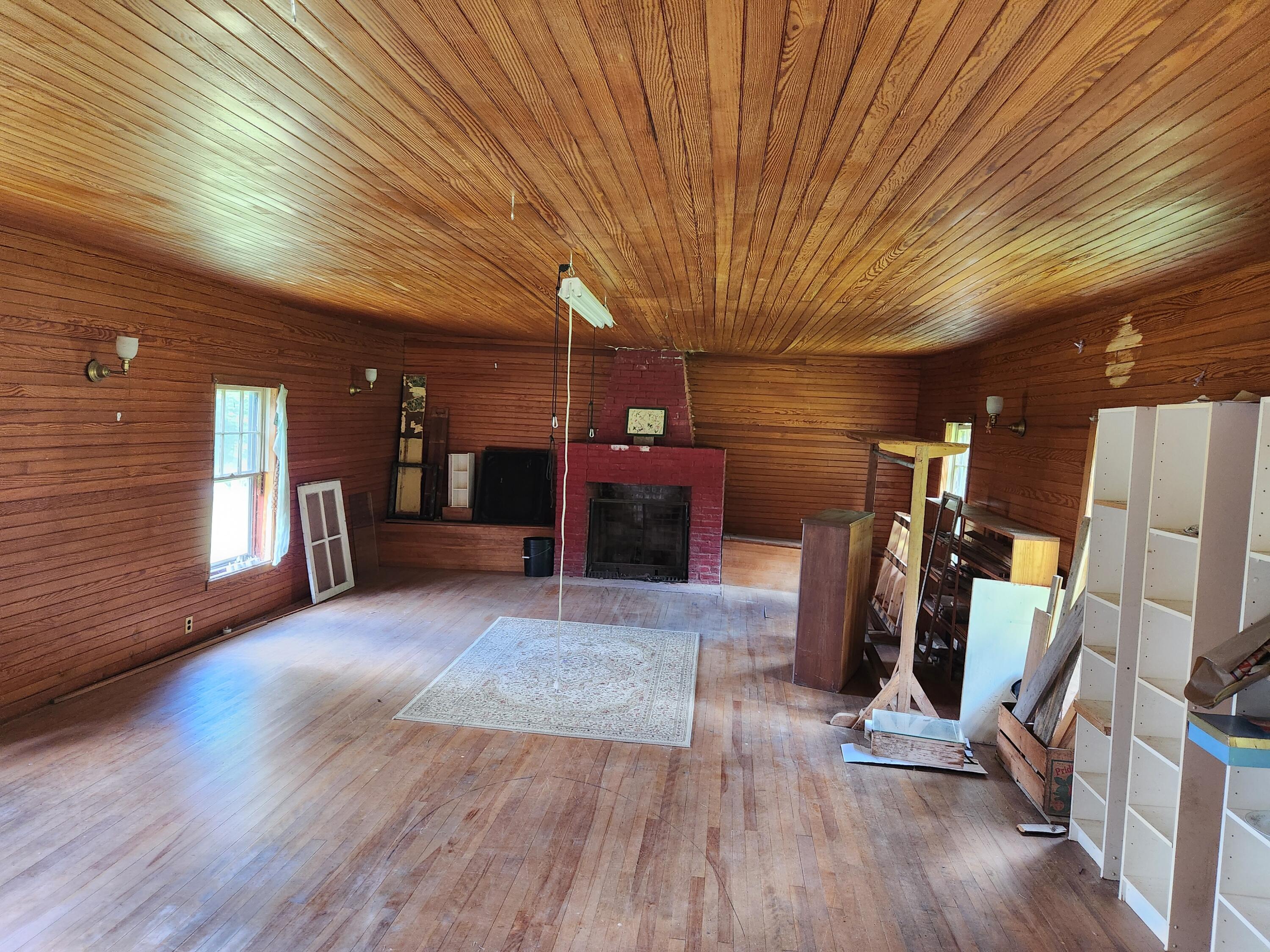 543 Paris Hill Road South Paris, ME 04281 - Photo 4 of 101 20240906_114727