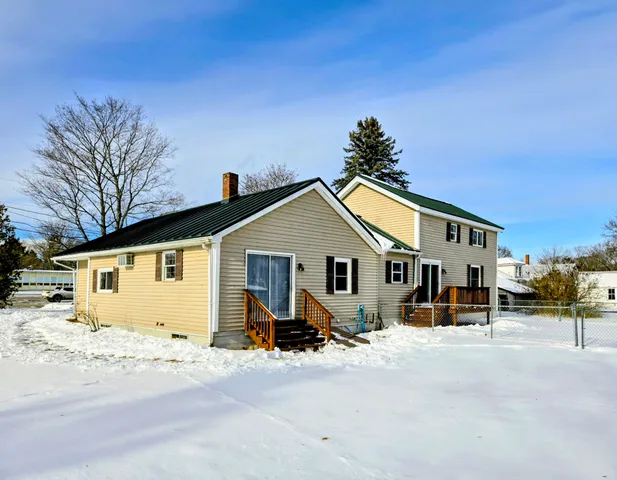$299,900 | 24 Locust Street, Madison, ME 04950