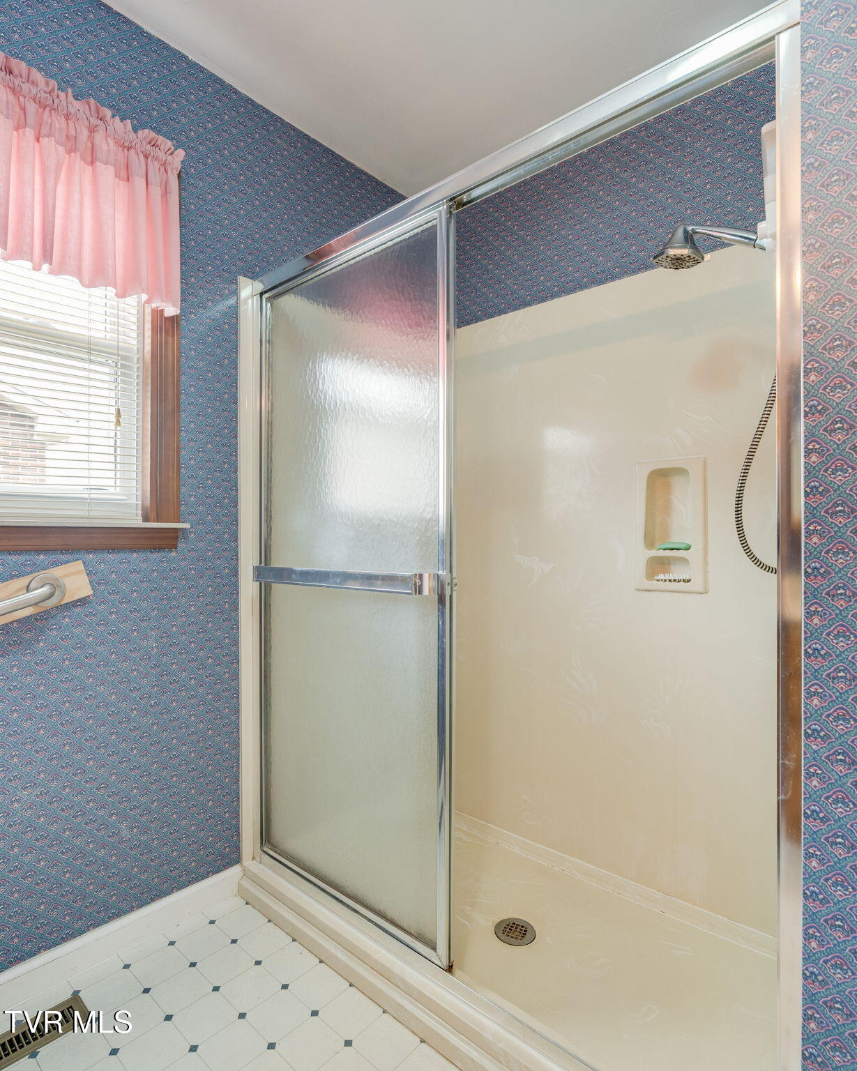 1763 Sylvan Hill Road Elizabethton, TN 37643 - Photo 22 of 55 022