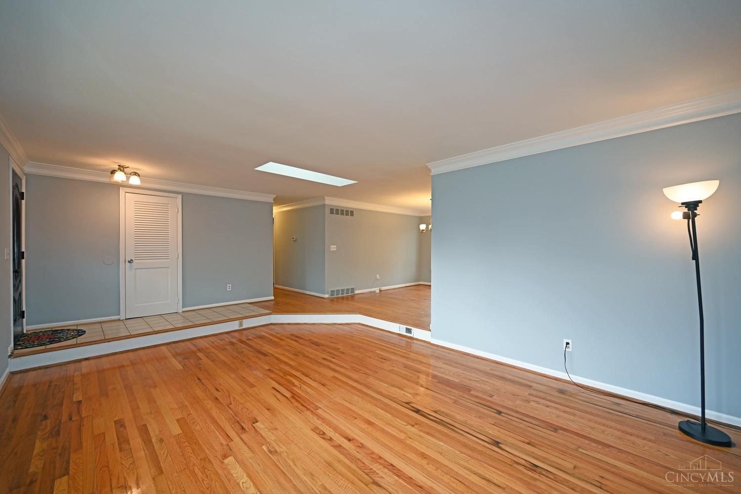 779 Ackley Road Cincinnati, OH 45255 - Photo 8 of 35 Gallery Image 8