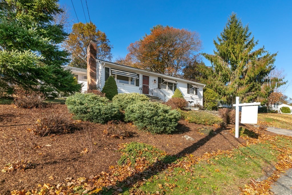 20 Woodridge Road Maynard, MA 01754 - Photo 3 of 29 Gallery Image 3