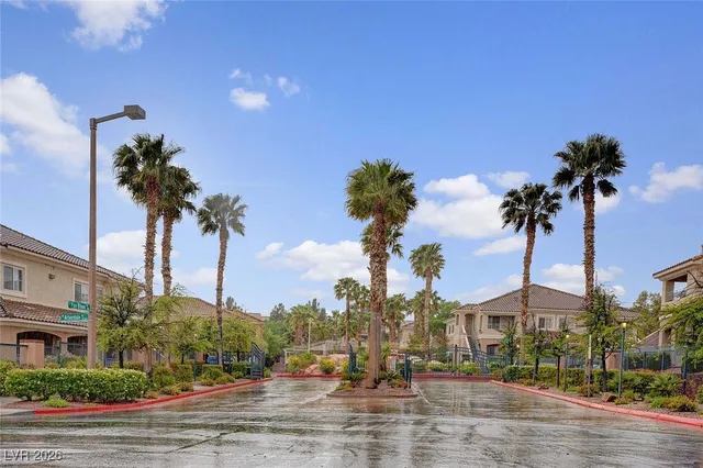 $1,795 | 10524 Pine Gardens Court, Unit 203, Las Vegas, NV 89144